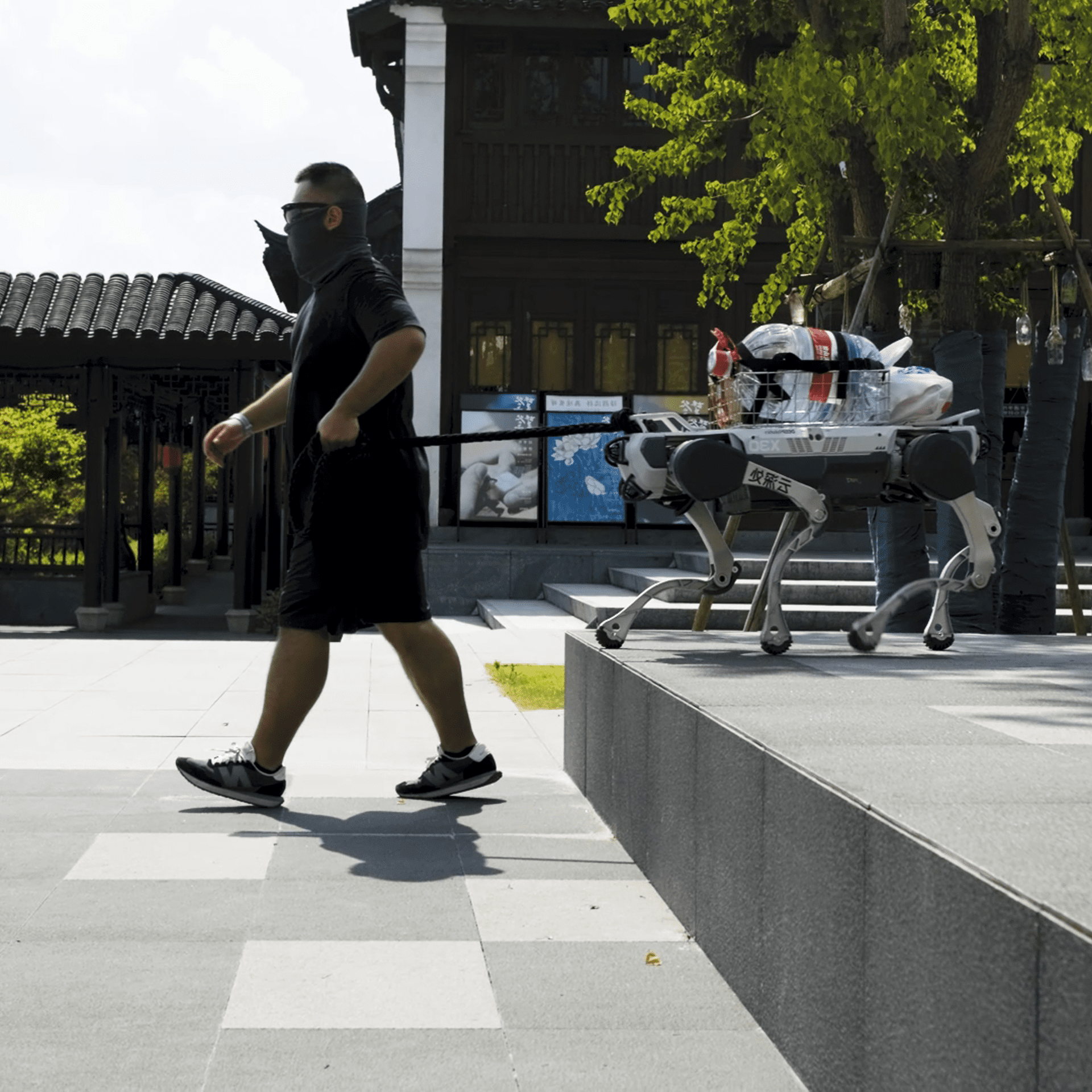 X30 Intelligent Traction